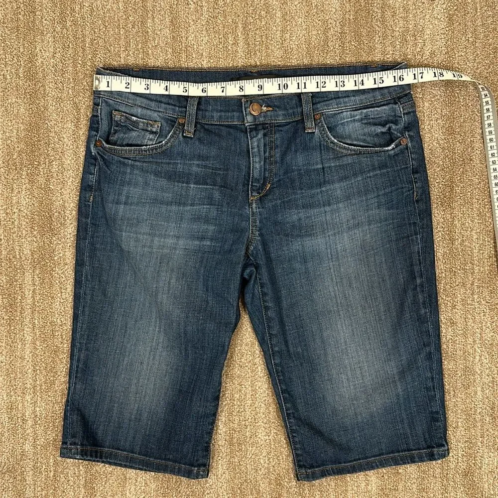 Joes Geordie Blue Medium Wash Denim Jean Stretch Casual Womens Shorts Size 28